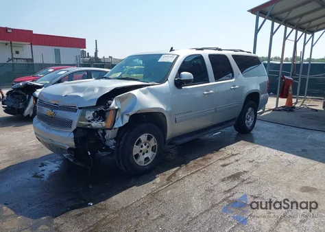 2014 Chevrolet Suburban 1500 Lt из США, поврежденный, VIN 1GNSKJE70ER215516